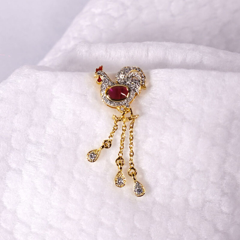 Hen Chicken Motif Dangling Earring