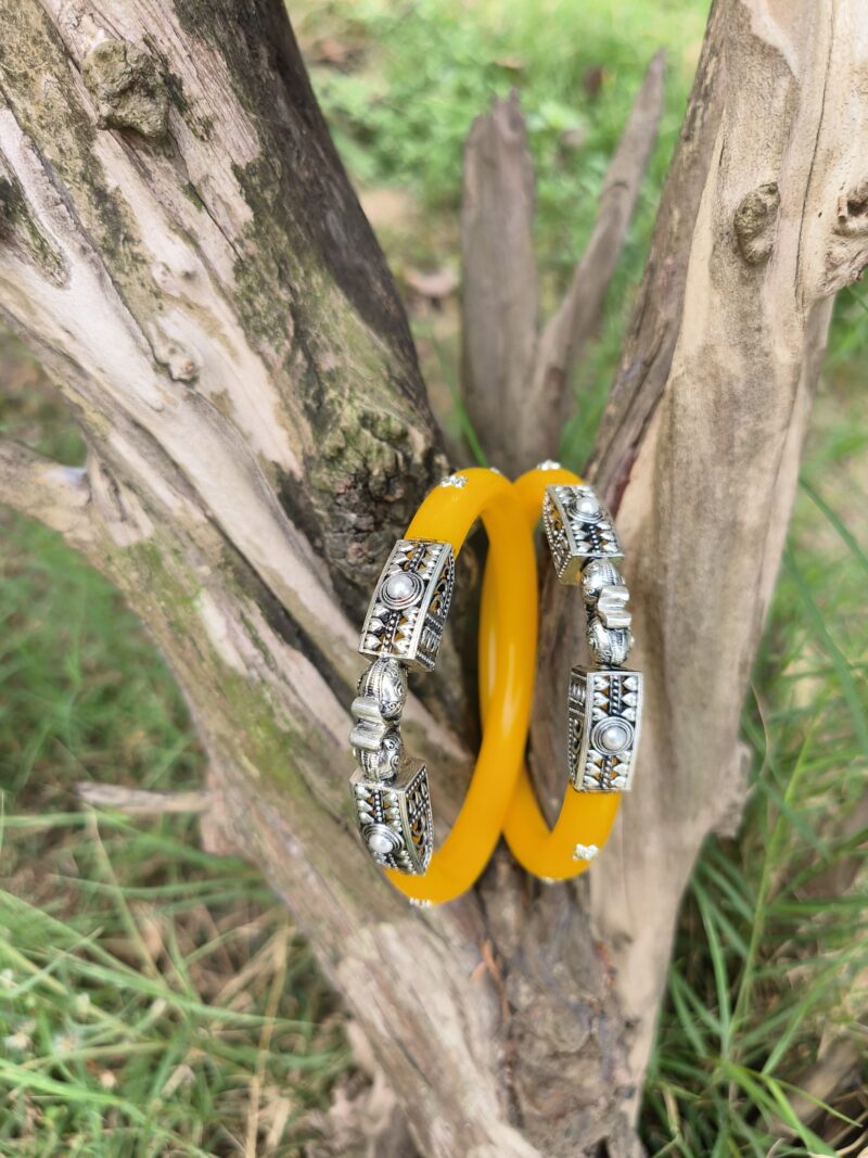 Buy Silverji Handmade Yellow Colour Elephant Shape Square Bangle ( One Piece ) - Image 3