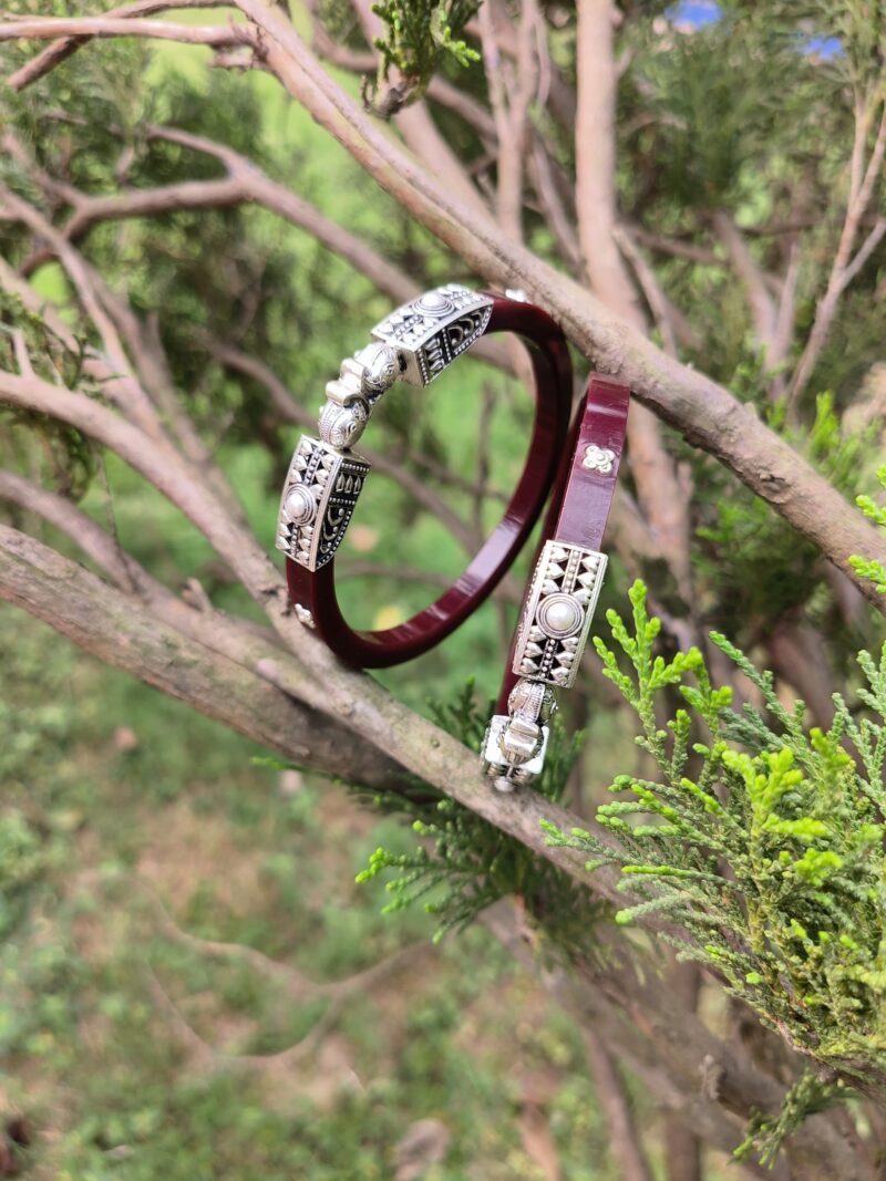 Buy Silverji Handmade Maroon Colour Elephant Shape Square Bangle ( One Piece ) - Image 2